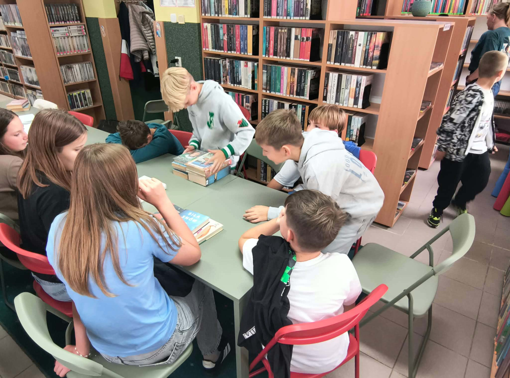 Lekcja biblioteczna w Dąbiu
